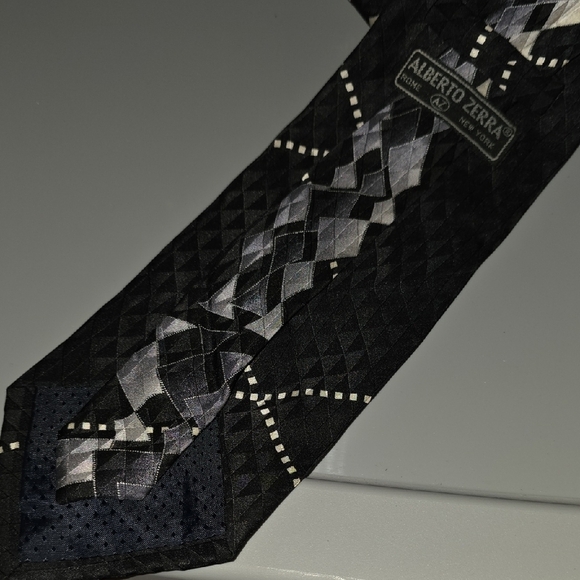 (J28) Alberto Zerra Black and Gray Men's Tie - Picture 4 of 4
